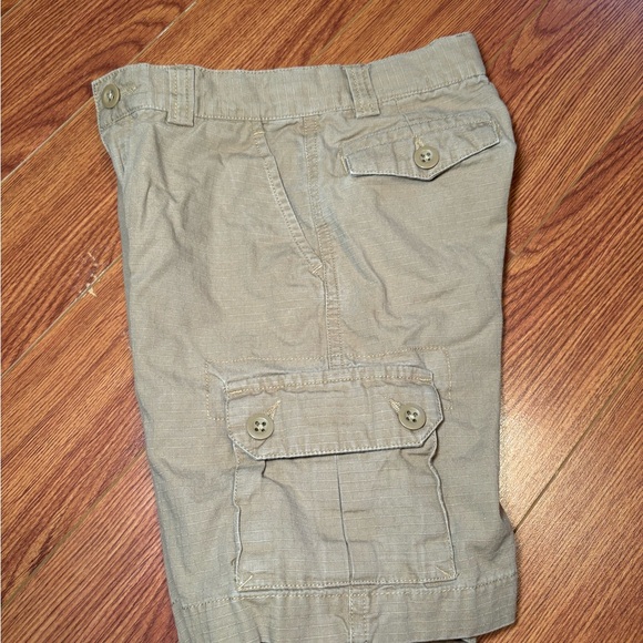 POLO Ralph Lauren Cargo Shorts - Picture 5 of 5